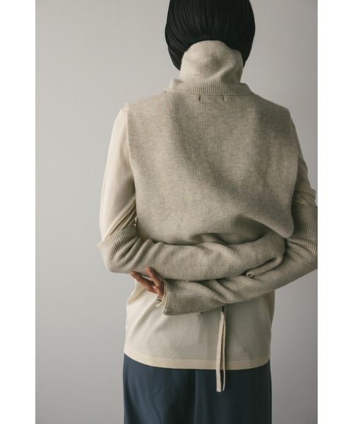 STYLEMIXER(スタイルミキサー)の「ジップネックウォーマー(ネックウォーマー/スヌード・レディース・アイボリー/チャコールグレー・FREE)」の10枚目の写真