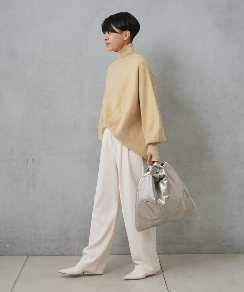 Actually（アクチュアリー）の「2WAY フェイクレザー ワンショルダートート（トートバッグ・レディース・ゴールド/ブラック・フリー）」の14枚目の写真