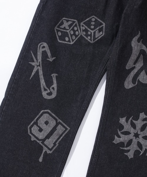 XLARGE(エクストララージ)の「GRAFFITI DENIM PANTS(デニムパンツ・メンズ・ブラック/ライトインディゴブルー・30inch/36inch/32inch/34inch)」の8枚目の写真