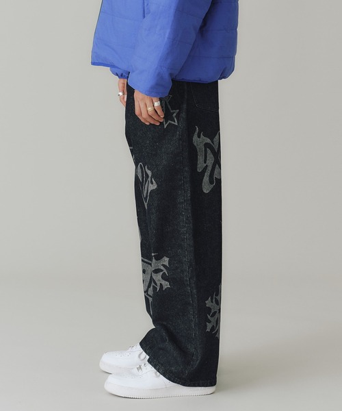 XLARGE(エクストララージ)の「GRAFFITI DENIM PANTS(デニムパンツ・メンズ・ブラック/ライトインディゴブルー・30inch/36inch/32inch/34inch)」の12枚目の写真