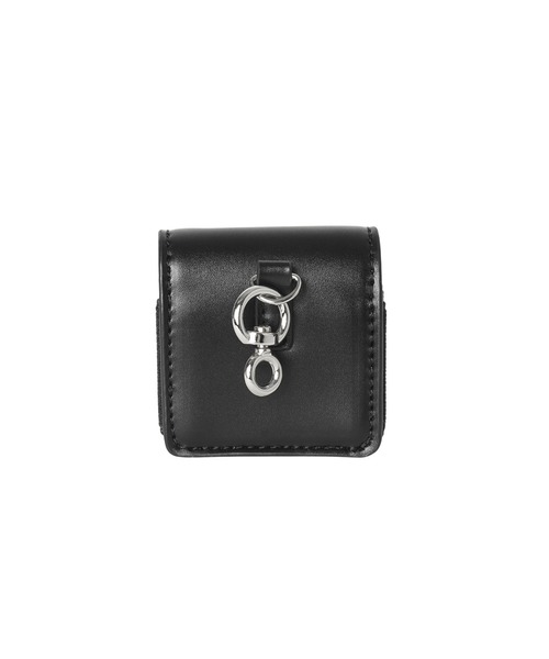 ギフトに最適 X-girl FAUX LEATHER Airpods CASE 大人カジュアル X-girl（エックスガール）の「OVAL LOGO FAUX LEATHER Airpods
