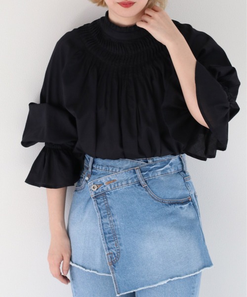 cepo（セポ）の「ピンタックキャンディスリーブブラウス（シャツ/ブラウス・レディース・ブラック/オフホワイト/ベージュ・M）」の4枚目の写真