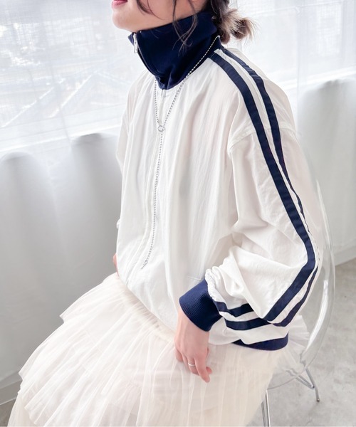 EPIMI E'PIMMY（エピミエピミー）の「ナイロントラックジャケット（その他アウター・レディース・オフホワイト/ネイビー・MEDIUM）」の3枚目の写真