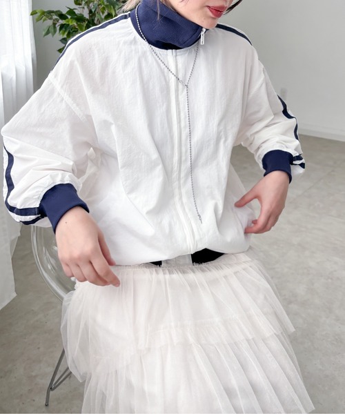 EPIMI E'PIMMY（エピミエピミー）の「ナイロントラックジャケット（その他アウター・レディース・オフホワイト/ネイビー・MEDIUM）」の10枚目の写真