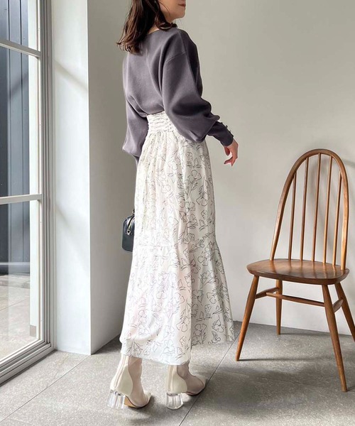 one after another NICE CLAUP(ワンアフターアナザーナイスクラップ)の「前後2WAY/袖ボタンワンポイントニット(ニット/セーター・レディース・チャコールグレー/イエロー/ベージュ/アイボリー・FREE)」の13枚目の写真