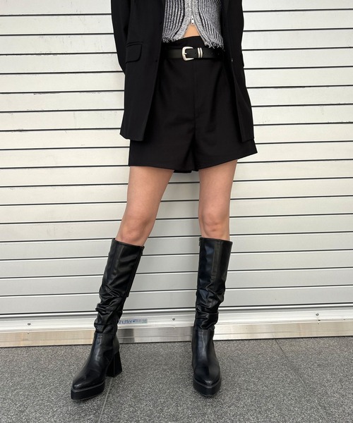 ENVYM(アンビー)の「ハイウェストショートパンツ(その他パンツ・レディース・ブラック/ピンク・SMALL/MEDIUM)」の11枚目の写真