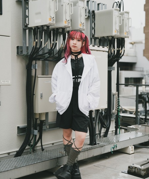 DEVICE（デバイス）の「マウンテンパーカー風 ラッシュガード アウトドア ノームコア トップス（ラッシュガード・レディース・ホワイト/ブラック/グレー・FREE）」の5枚目の写真