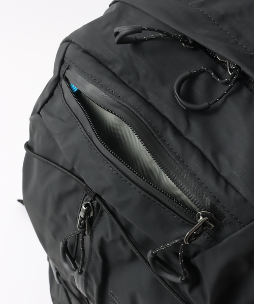 karrimor(カリマー)の「《WEB限定》【karrimor / カリマー】ALTAIR 20 / アルタイル 20(バックパック/リュック・メンズ・ブラック・FREE)」の12枚目の写真
