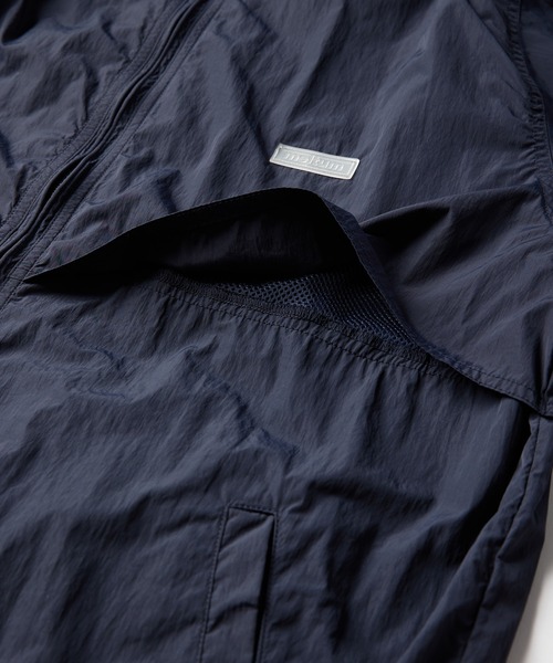 meltum(メルタム)の「ALL-ROUND ZIP UP JACKET(ナイロンジャケット・メンズ・ブラック/オリーブ/ネイビー/ライトグレー・LARGE/MEDIUM/X-LARGE)」の14枚目の写真