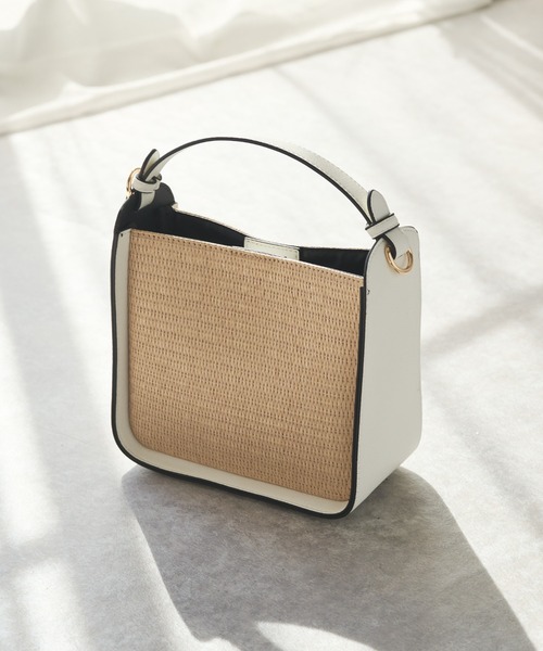 un dix cors（アンディコール）の「レザーハンドルコンビバッグ（ショルダーバッグ・レディース・ブラック/ホワイト・FREE）」の3枚目の写真