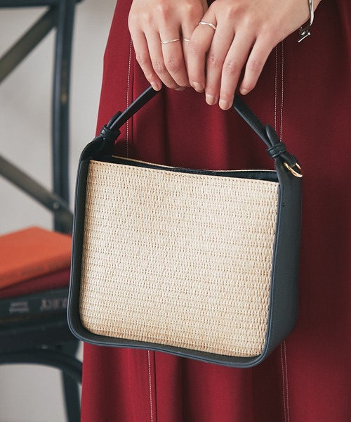 un dix cors（アンディコール）の「レザーハンドルコンビバッグ（ショルダーバッグ・レディース・ブラック/ホワイト・FREE）」の17枚目の写真