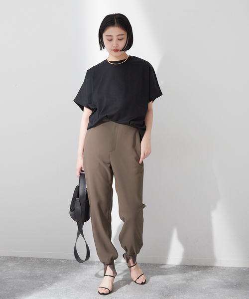 journal standard L'essage(ジャーナルスタンダードレサージュ)の「60/3 ドルマンプルオーバー(Tシャツ/カットソー・レディース・ブラック/ホワイト/ベージュ・FREE)」の4枚目の写真