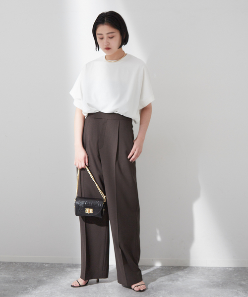 journal standard L'essage(ジャーナルスタンダードレサージュ)の「60/3 ドルマンプルオーバー(Tシャツ/カットソー・レディース・ブラック/ホワイト/ベージュ・FREE)」の9枚目の写真