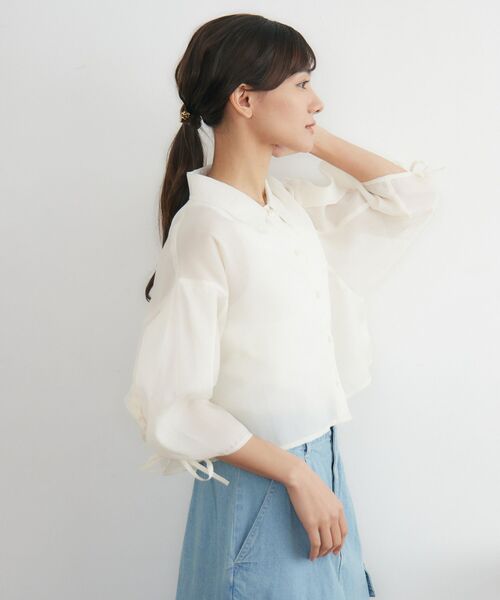 RETRO GIRL（レトロガール）の「Bギャザー袖シャーリングSH（シャツ/ブラウス・レディース・ピンク/ブルー/オフホワイト・FREE）」の9枚目の写真