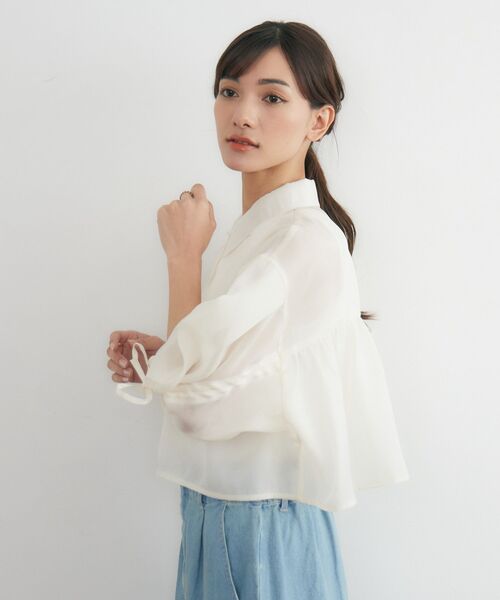 RETRO GIRL（レトロガール）の「Bギャザー袖シャーリングSH（シャツ/ブラウス・レディース・ピンク/ブルー/オフホワイト・FREE）」の10枚目の写真