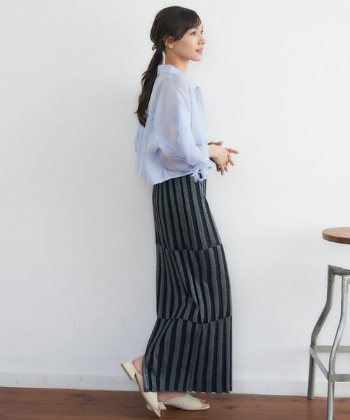 RETRO GIRL（レトロガール）の「Bギャザー袖シャーリングSH（シャツ/ブラウス・レディース・ピンク/ブルー/オフホワイト・FREE）」の21枚目の写真