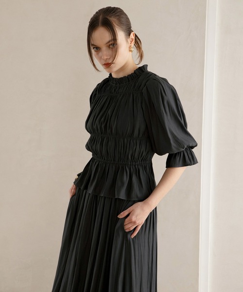 【セール】Satin Glossy Gather Blouse（シャツ/ブラウス）｜MIELI INVARIANT（ミエリインヴァリアント） 6,880円