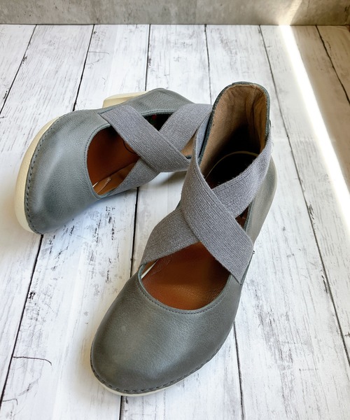 Noubel Voug Relax（ヌーベルヴォーグリラックス）の「クロスベルトデザイン コンフォート ウエッジソール パンプス（パンプス・レディース・ブルー/ブラウン/レッド/ブラック・22.5cm/23cm/23.5cm/24cm/24.5cm）」の7枚目の写真