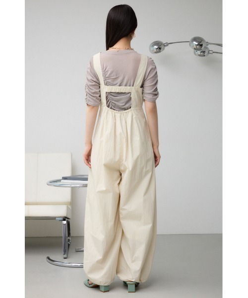 AZUL by moussy（アズールバイマウジー）の「ドロストリングバルーンオールインワン（サロペット/オーバーオール・レディース・ライトグレー/ブラック/ライトベージュ・SMALL/MEDIUM）」の8枚目の写真