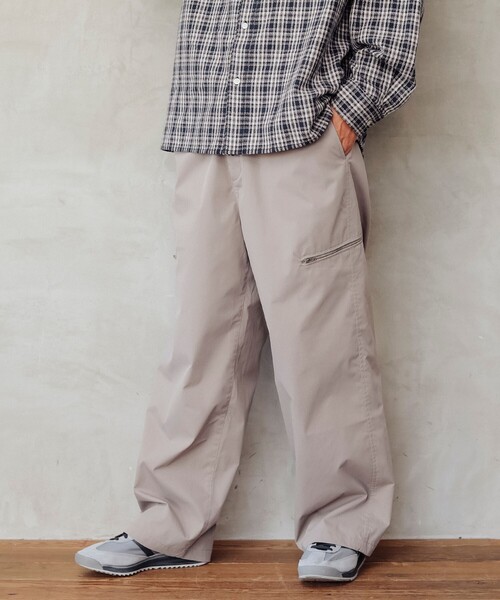 B:MING by BEAMS（ビーミングバイビームス）の「撥水 ユーティリティ ワイド パンツ（その他パンツ・メンズ・ブラウン系その他5/ブラック・X-LARGE/LARGE/MEDIUM/SMALL）」の13枚目の写真