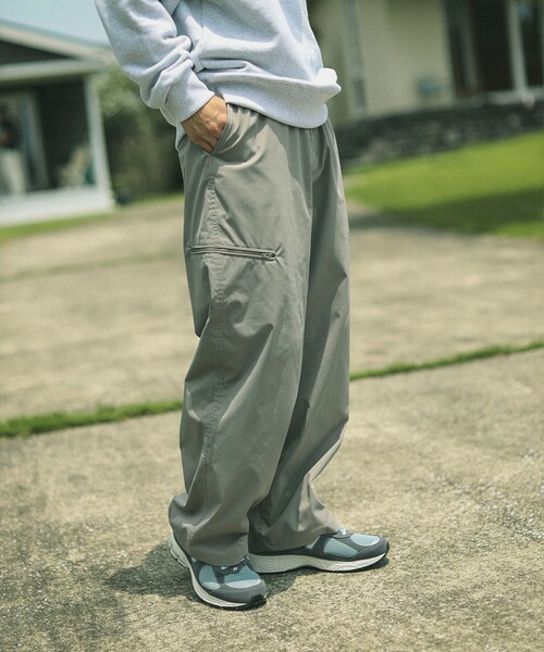B:MING by BEAMS（ビーミングバイビームス）の「撥水 ユーティリティ ワイド パンツ（その他パンツ・メンズ・ブラウン系その他5/ブラック・X-LARGE/LARGE/MEDIUM/SMALL）」の16枚目の写真