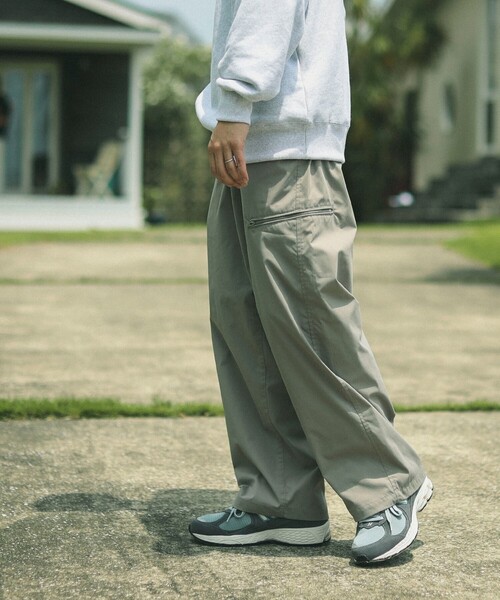 B:MING by BEAMS（ビーミングバイビームス）の「撥水 ユーティリティ ワイド パンツ（その他パンツ・メンズ・ブラウン系その他5/ブラック・X-LARGE/LARGE/MEDIUM/SMALL）」の17枚目の写真