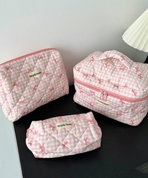 Pochi Pouch（ポチポーチ）の「Pochi Pouch/【３サイズ展開】花柄 キルティング マルチ ポーチ（ポーチ）」