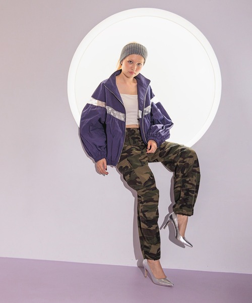 FOREVER 21(フォーエバー トゥエンティーワン)の「【2025SS】レースライントラックBIGブルゾン(ブルゾン・レディース・ネイビー/グレー/アイボリー/ライトグレー/オフホワイト/ライトブルー・FREE)」の13枚目の写真