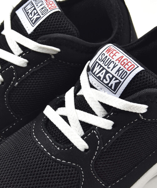 WASK（ワスク）の「メッシュゴム紐スニーカー(17~21cm)（スニーカー・キッズ・ブラック・18cm/19cm/20cm/21cm/17cm）」の4枚目の写真