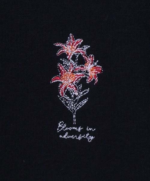 ANPAS（アンパス）の「ANPAS Fleece Lining Flower Embroidery Oversized SweatShirt/ANPAS 別注 裏起毛 花柄 フラワー ワンポイント刺繍 オーバーサイズ スウェット トップス トレーナー メンズ（スウェット・メンズ・ブラック系その他/ホワイト系その他2/ブラック系その他3/グレー系その他/ブラック系その他2/グレー系その他2/グレー系その他3/ホワイト系その他/ホワイト系その他3・M/L/LL）」の19枚目の写真