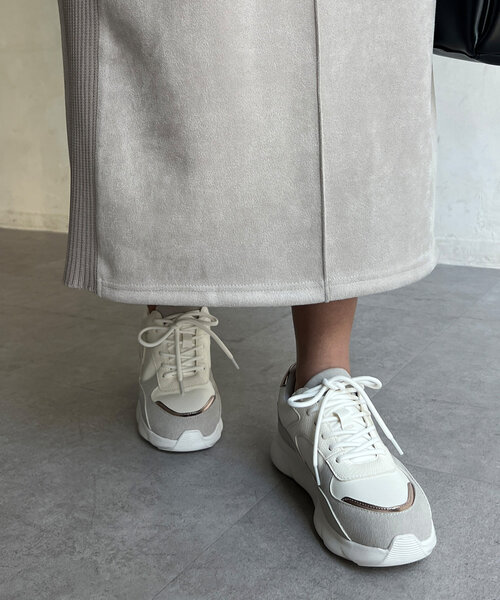 Chez toi（シェトワ）の「【超軽量】異素材スニーカー（スニーカー・レディース・オフホワイト/グレー/ベージュ・35/37/39）」の22枚目の写真