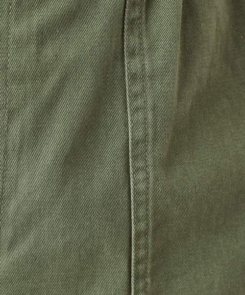 SHOO・LA・RUE（シューラルー）の「【洗える】程よいワイドシルエットですっきりと コットンベイカーパンツ（その他パンツ・レディース・オフホワイト/カーキ/ベージュ・02/03/04）」の7枚目の写真