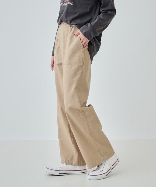 SHOO・LA・RUE（シューラルー）の「【洗える】程よいワイドシルエットですっきりと コットンベイカーパンツ（その他パンツ・レディース・オフホワイト/カーキ/ベージュ・02/03/04）」の9枚目の写真