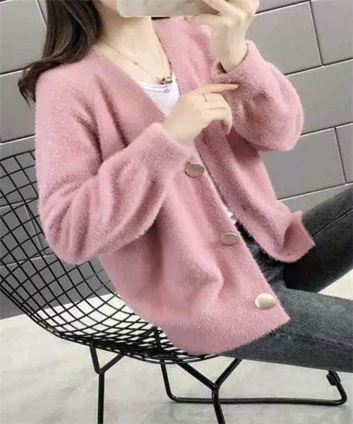 FREE STYLISTS(フリー スタイリスト)の「Vネックニットカーディガン(カーディガン/ボレロ・レディース・ベージュ/ホワイト/ピンク/オリーブ/ブルーグリーン・FREE)」の5枚目の写真