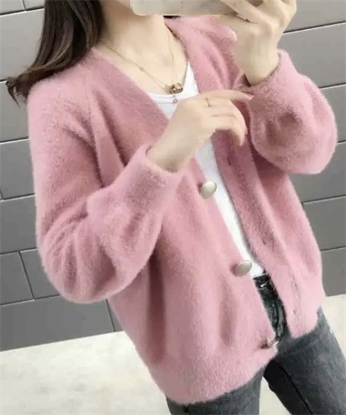 FREE STYLISTS(フリー スタイリスト)の「Vネックニットカーディガン(カーディガン/ボレロ・レディース・ベージュ/ホワイト/ピンク/オリーブ/ブルーグリーン・FREE)」の15枚目の写真