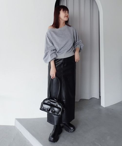 mysty woman（ミスティウーマン）の「【スタッフプロデュース/WEB限定】あんず企画・ワンショルスウェットプルオーバー　149815（スウェット・レディース・ブラック/ライトブルー/ライトグレー・FREE）」の20枚目の写真