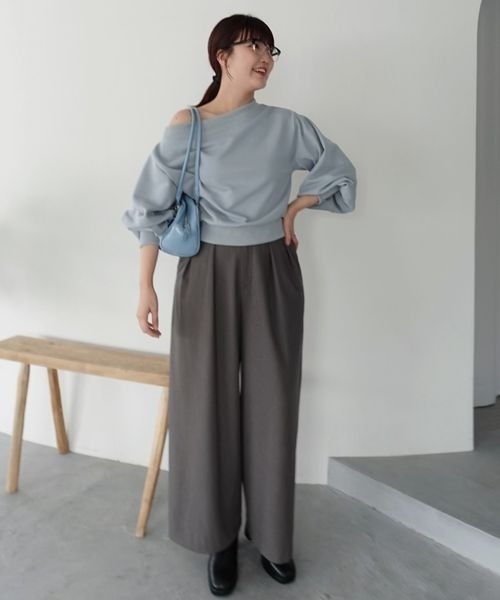 mysty woman（ミスティウーマン）の「【スタッフプロデュース/WEB限定】あんず企画・ワンショルスウェットプルオーバー　149815（スウェット・レディース・ブラック/ライトブルー/ライトグレー・FREE）」の15枚目の写真