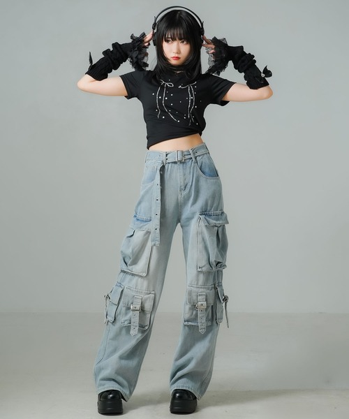 Diable baiser(ディアブルベーゼ)の「ベルト付ビッグポケットデニムパンツ(デニムパンツ・レディース・ライトブルー・LL/LARGE/MEDIUM/SMALL)」の5枚目の写真