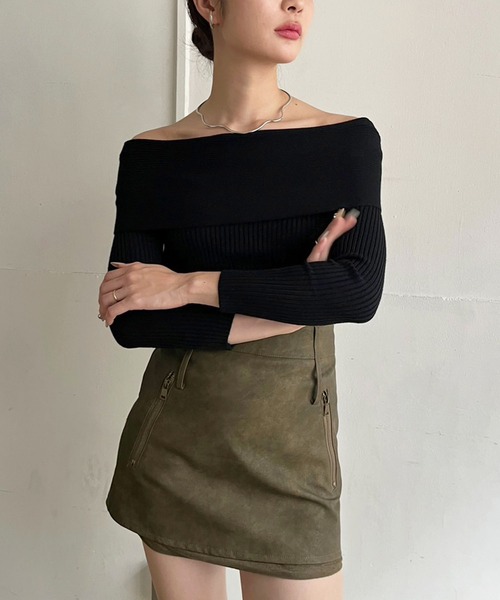 Jewelobe(ジュエローブ)の「シンセティックレザー×スエードタッチヘムマイクロミニスカート(スカート・レディース・ブラウン/グレー・S/M)」の8枚目の写真