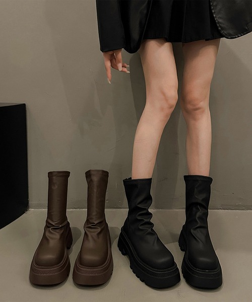 Lace Ladies(レースレディース)の「ソリッドカラー 厚底 ラウンド ショート ブーツ(ブーツ・レディース・ブラック/ブラウン・25cm/24.5cm/24cm/23.5cm/23cm/22.5cm)」の12枚目の写真