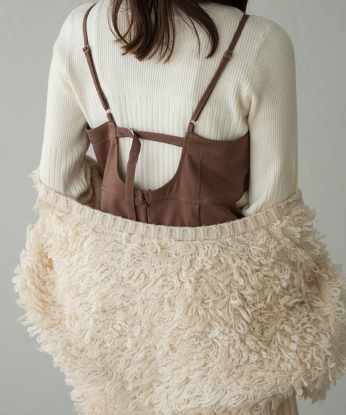 raffime（ラフィミー）の「バックデザインナローキャミワンピース（ワンピース・レディース・ベージュ/ダークブラウン/チャコールグレー・フリー）」の6枚目の写真