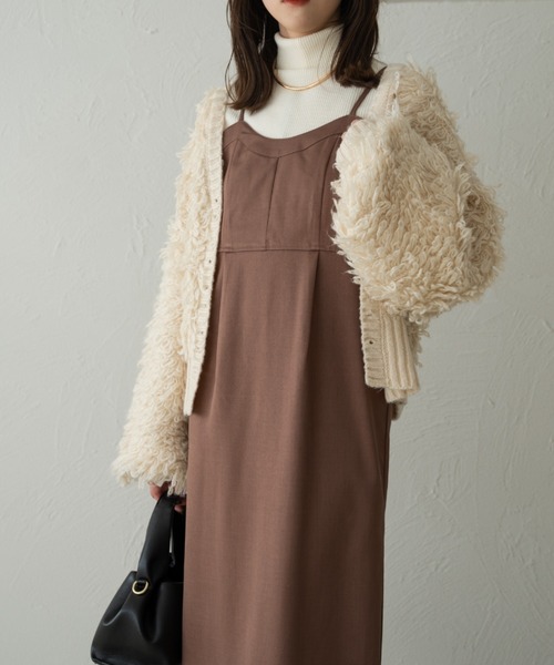 raffime（ラフィミー）の「バックデザインナローキャミワンピース（ワンピース・レディース・ベージュ/ダークブラウン/チャコールグレー・フリー）」の7枚目の写真