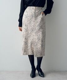 フラワー柄フェイクスエードスカート