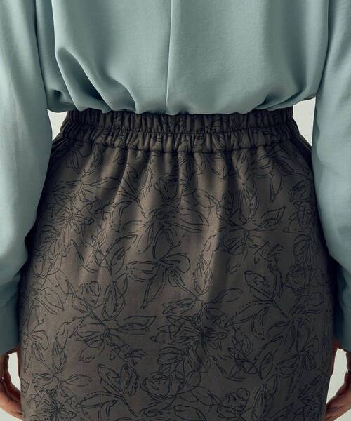 【セール】フラワー柄フェイクスエードスカート（スカート）｜YECCA VECCA（イェッカヴェッカ）