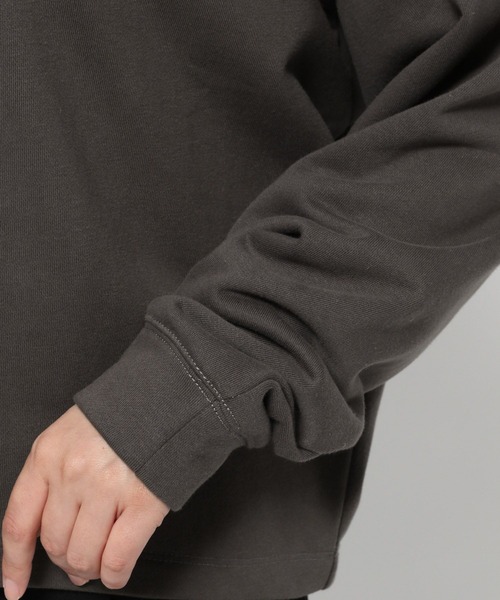 Elura（エルーラ）の「＜ELSTAFF企画＞大人ロゴスウェット/149159（スウェット・レディース・チャコールグレー/ベージュ・LARGE/MEDIUM）」の13枚目の写真