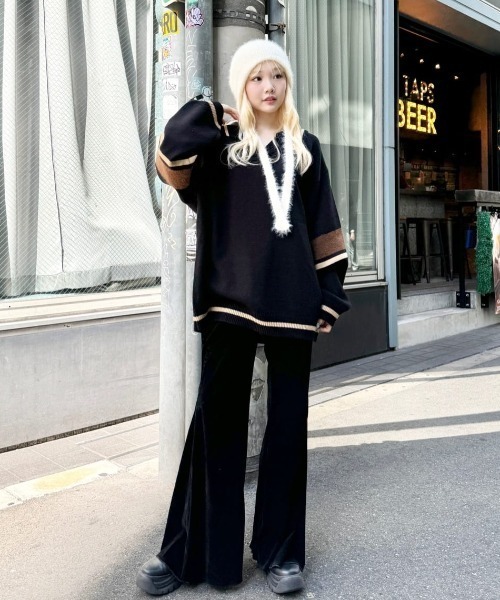 Kastane（カスタネ）の「【4色展開】スキッパーラインニットプルオーバー（ニット/セーター・レディース・ベージュ/ブラック/アイボリー/チャコールグレー・FREE）」の7枚目の写真