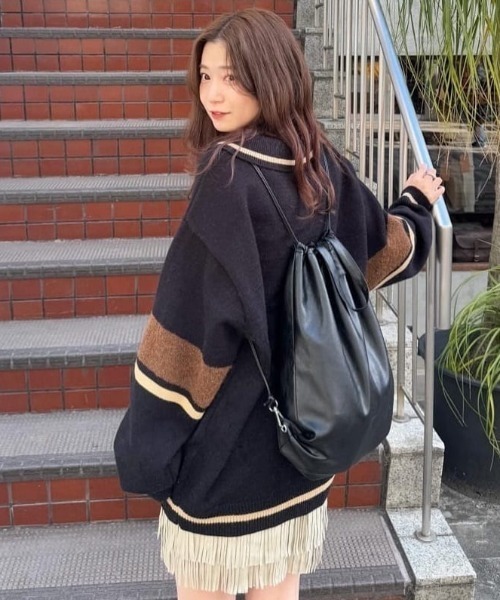 Kastane（カスタネ）の「【4色展開】スキッパーラインニットプルオーバー（ニット/セーター・レディース・ベージュ/ブラック/アイボリー/チャコールグレー・FREE）」の11枚目の写真