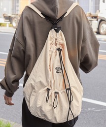 UMBRO（アンブロ）の「UMBRO/アンブロ 別注 ロゴ刺繍 2WAY ナイロン ドローコード マルチポケット ワンショルダーバッグ/バックパック（バックパック/リュック）」