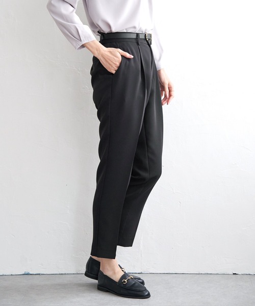 IKKA LOUNGE（イッカラウンジ）の「【洗濯機で洗える／セットアップ対応】ウォッシャブルテーパードパンツ（その他パンツ・レディース・ライトグレー/ブラック/ネイビー・L/M/S/XL）」の7枚目の写真