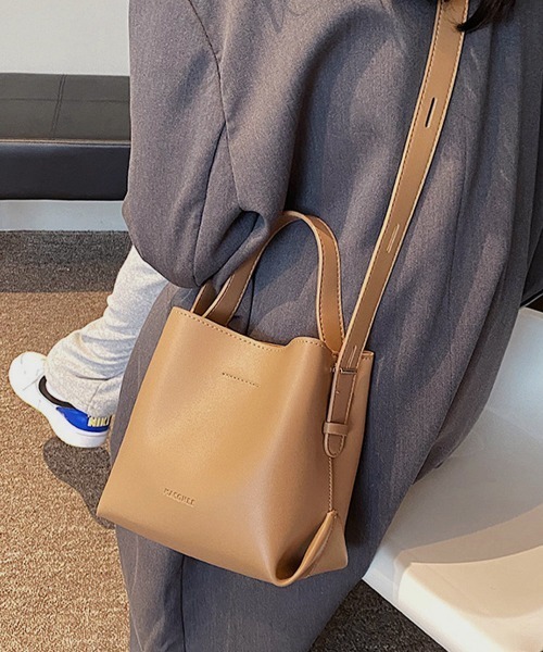 Miniministore(ミニミニストア)の「ショルダーバッグ 2wayバケットバッグ(ショルダーバッグ・レディース・ブラック/ベージュ/オフホワイト/キャメル/ブラウン・FREE)」の18枚目の写真